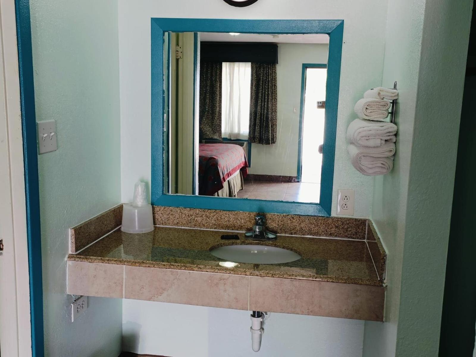 Budget Inn By Oyo Edinburg Hwy 281 Esterno foto