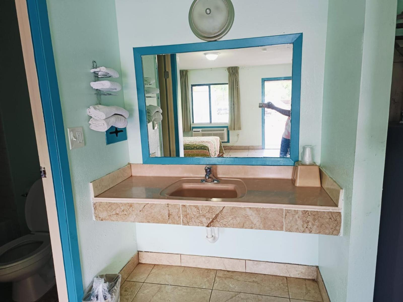 Budget Inn By Oyo Edinburg Hwy 281 Esterno foto